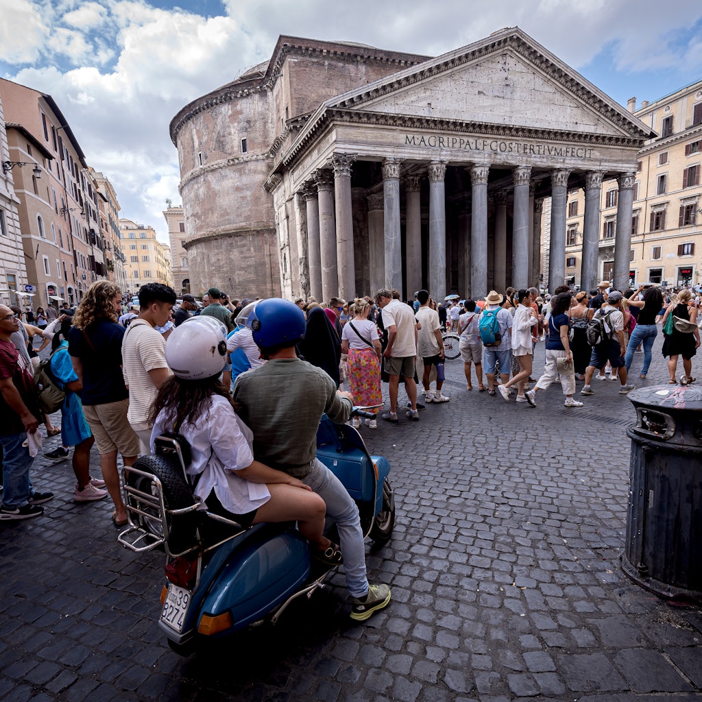 ROME, ITALY - JULY 03: Tourists lined up to enter Pantheon - Basilica of Santa Maria ad Martyres on first day of general admission on July 03, 2023 in Rome, Italy. As of today, the Pantheon - Basilica of Santa Maria ad Martyres " the most visited cultural site in Italy with 9 million visitors a year." becomes chargeable, ticket price is 5 euros for tourists free for residents of the municipality of Rome.(Photo by Stefano Montesi - Corbis/Getty Images)
1460763579
culture, lifestyle and leisure, place of international interest